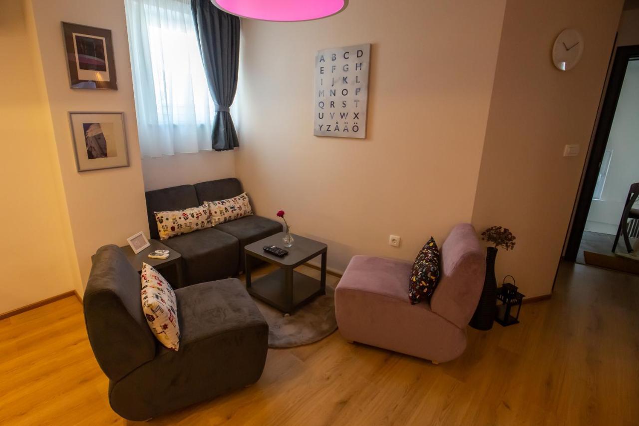 Charming Apartment In Shtip'S Downtown Štip Exteriör bild
