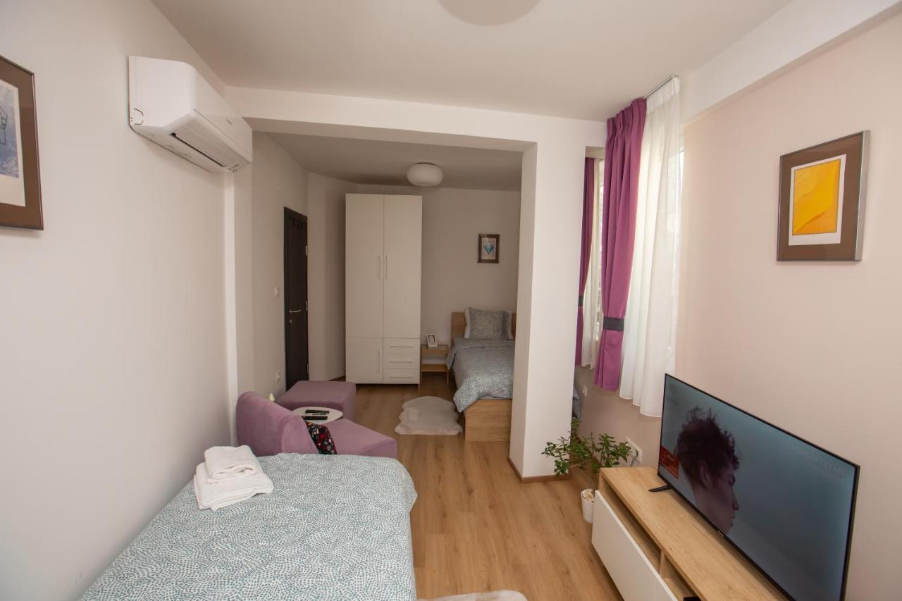 Charming Apartment In Shtip'S Downtown Štip Exteriör bild